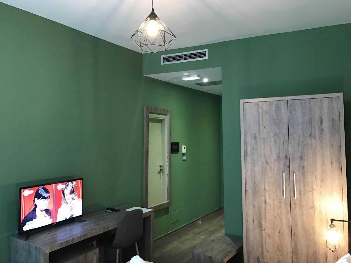 Arc Tirana 3*