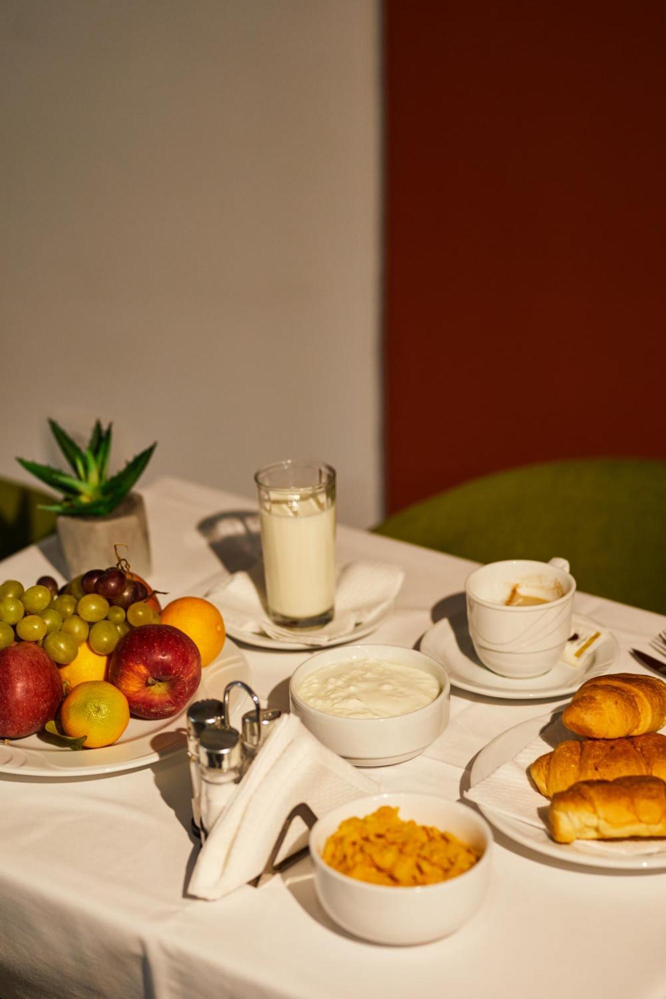 Arc Tirana 3*